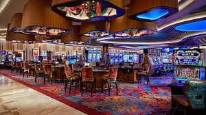 Responsible gaming and privacy reminders inside an adult game lobby